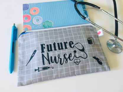 Future Nurse Pouch – Juni27